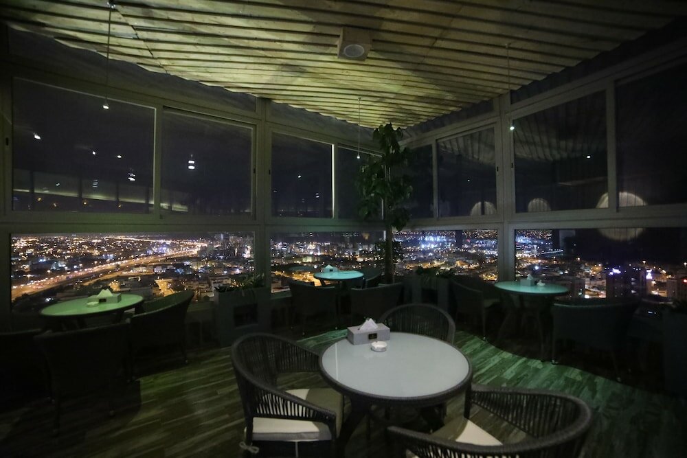 Фото Wahaj Boulevard Hotel