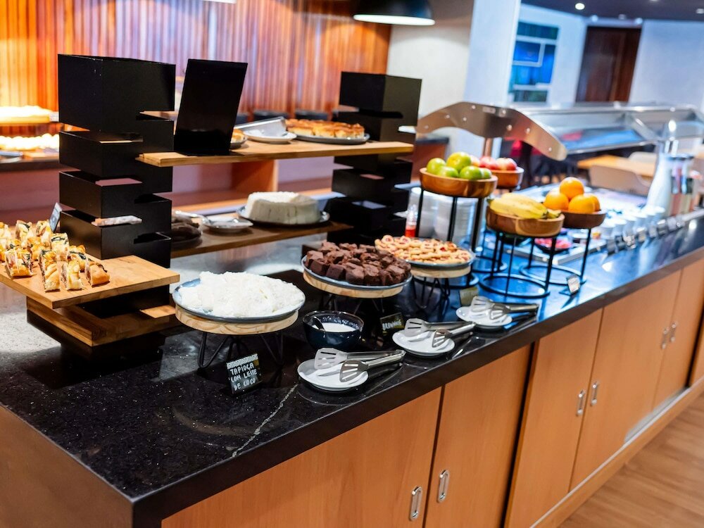 Фото Ibis Styles Belem Hangar