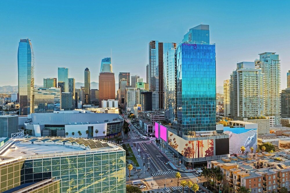 Фото Moxy Downtown Los Angeles