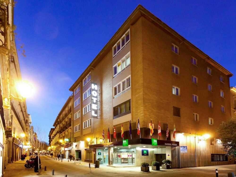 Фото Hotel ibis Styles Madrid Prado