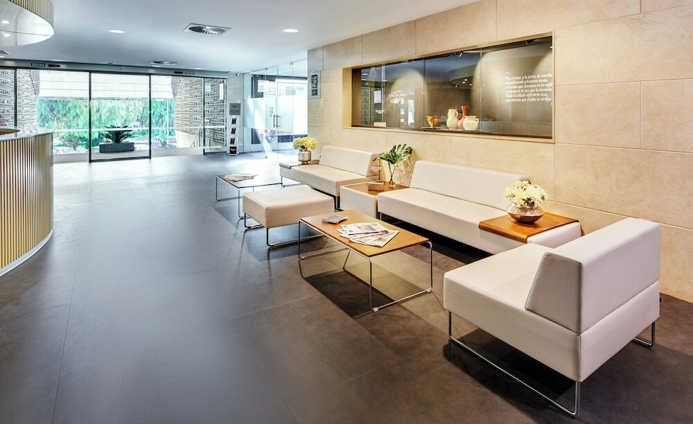 Фото Sercotel Gran Hotel Zurbarán