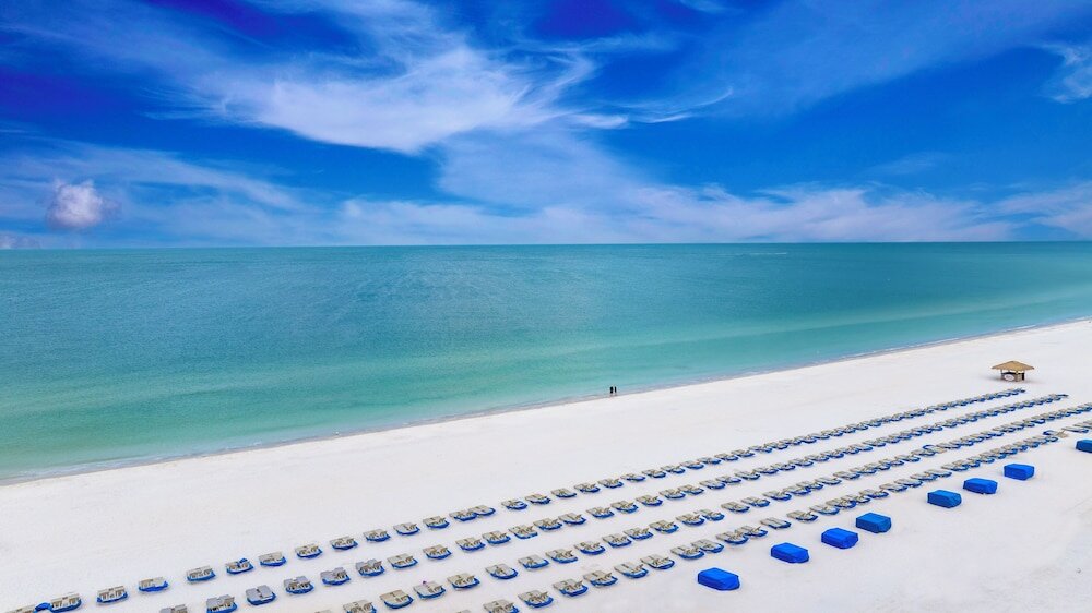 Фото RumFish Beach Resort by TradeWinds