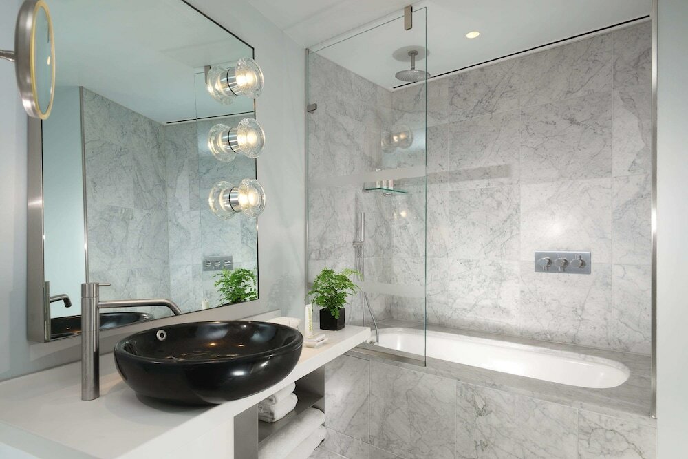 Фото Sea Containers London