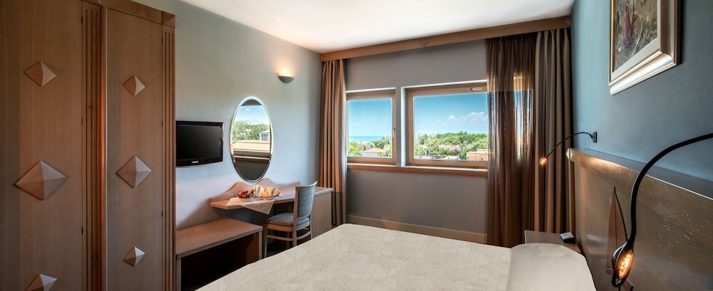 Фото Grand Hotel Continental