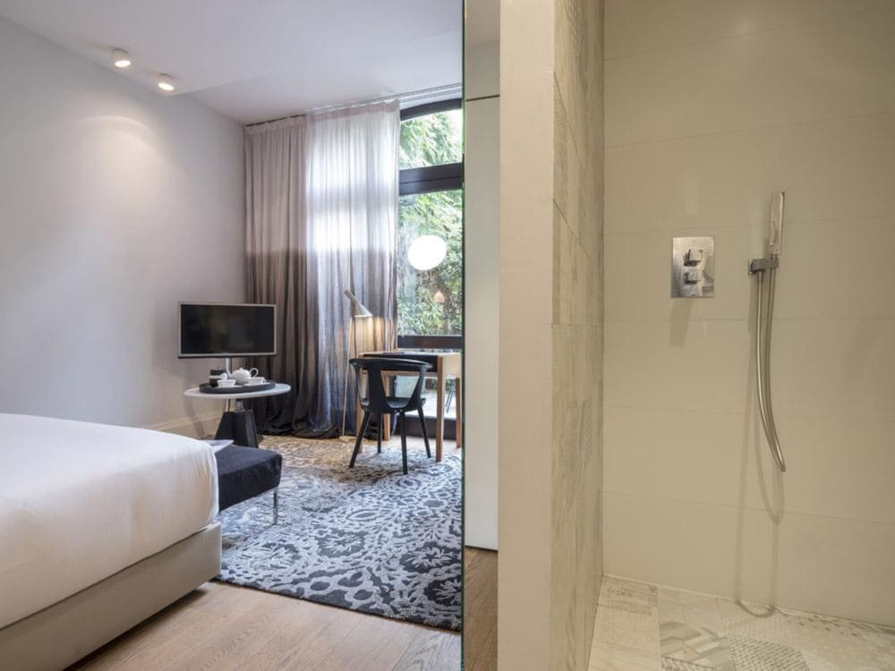 Фото Yndo Hôtel