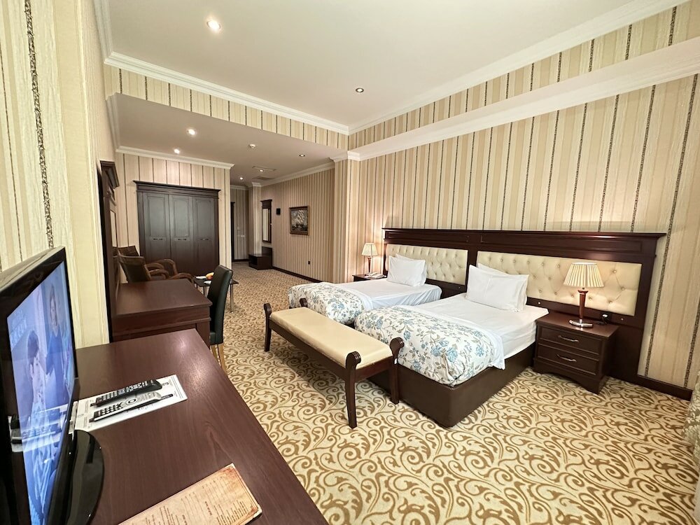 Фото Modern Hotel Baku