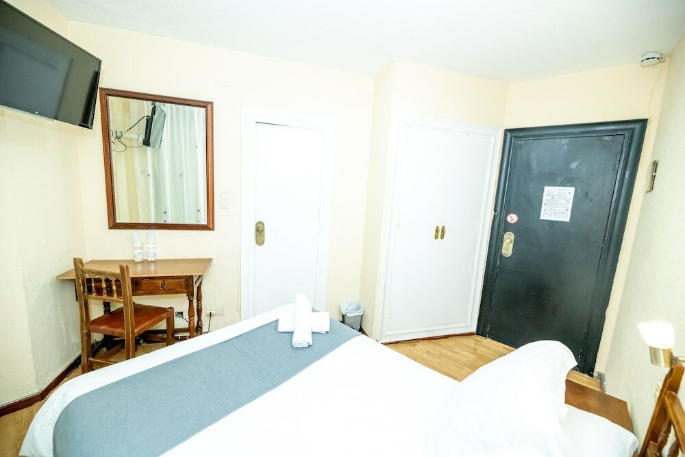 Фото Hotel Monasterio Granada - Adults Only