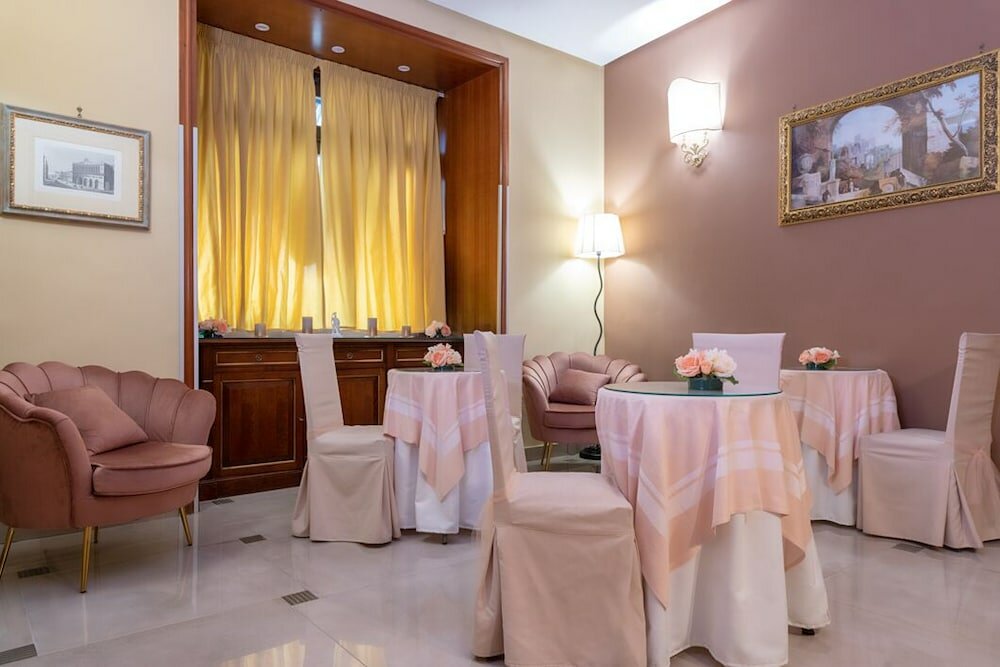 Фото Hotel Suite Ares