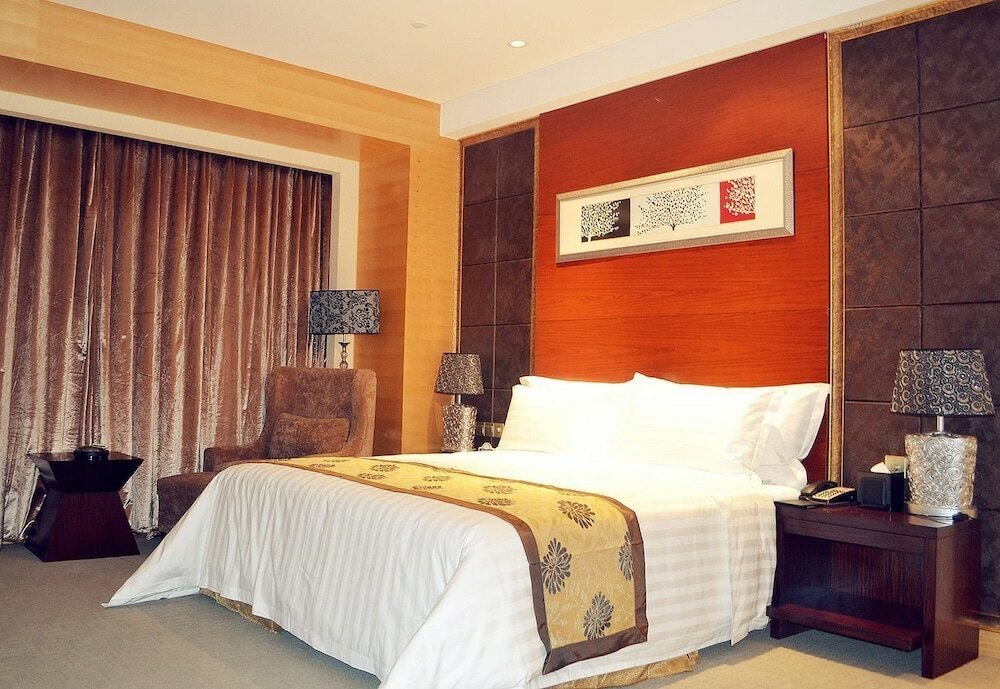 Фото Days Hotel & Suites by Wyndham Hengan Chongqing