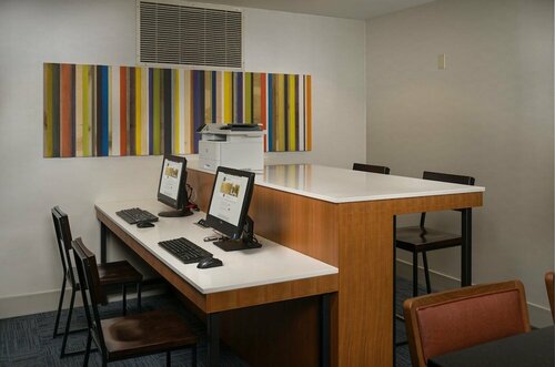 Гостиница Holiday Inn Express Hotel & Suites Independence Kansas City в Индепенденсе