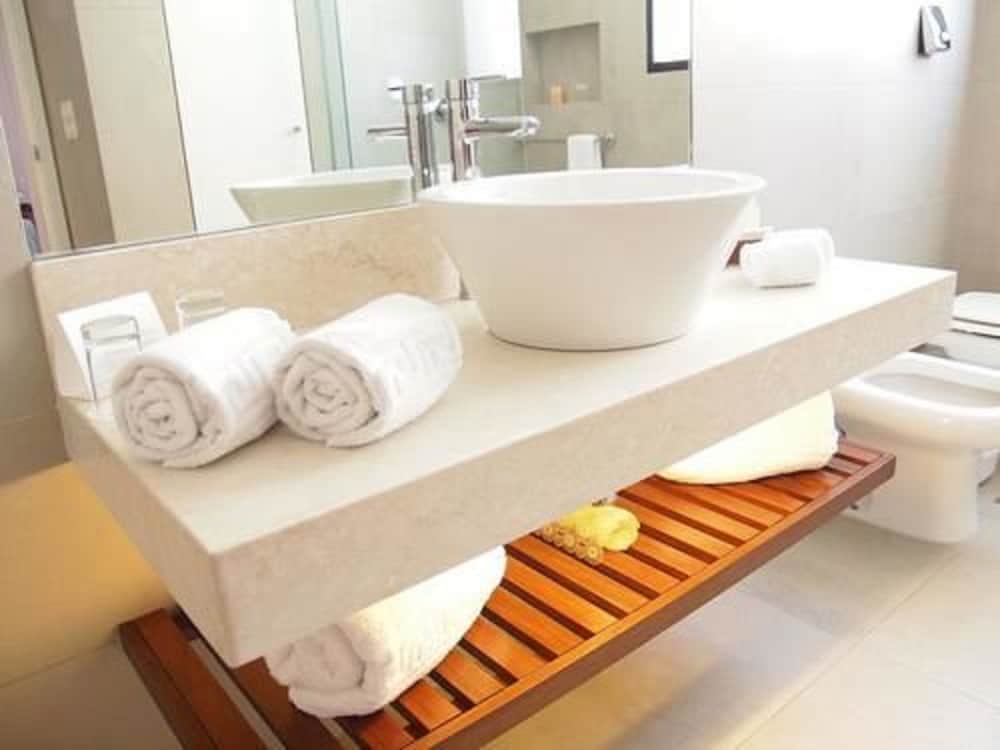 Фото Hotel Cottage