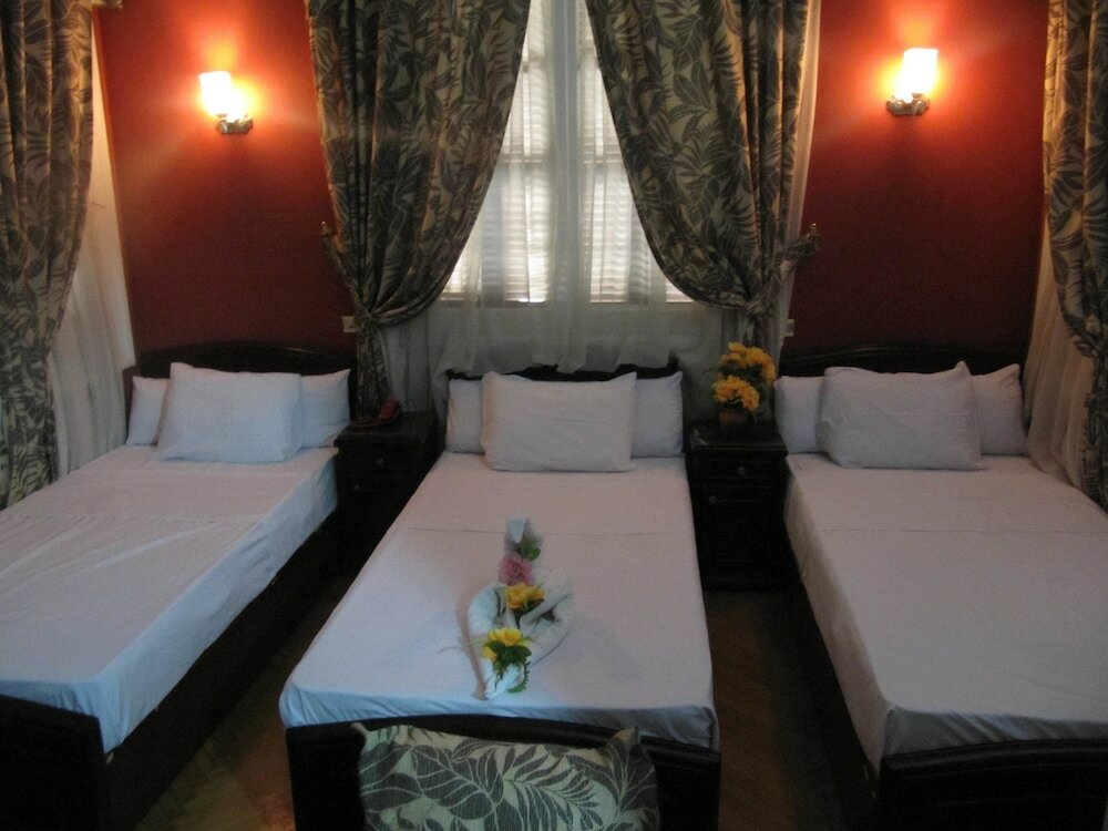 Фото City Plaza Hostel