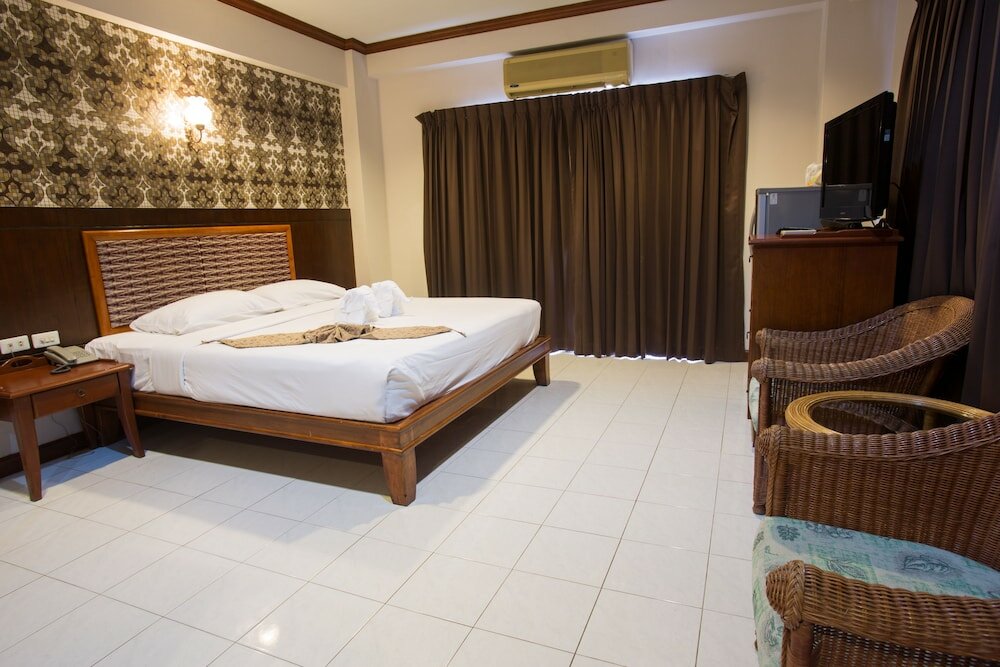 Фото Inn House Hotel