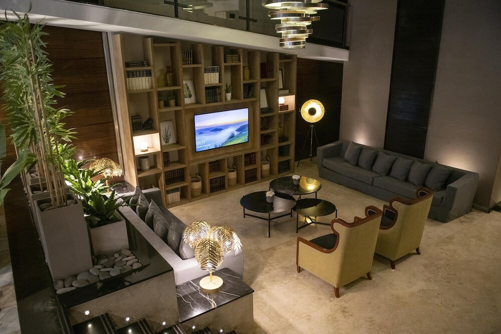 Фото Grand King Hotel