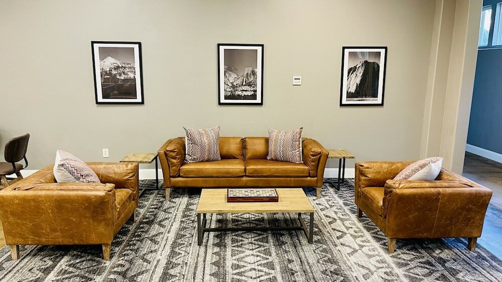 Фото Yosemite View Lodge