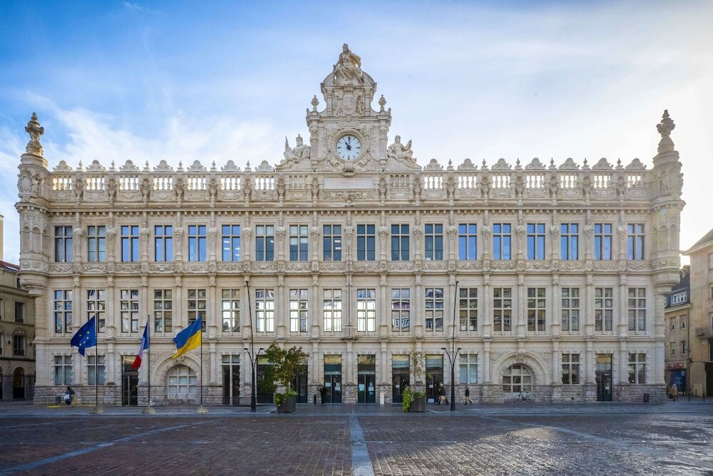 Фото отеля 1