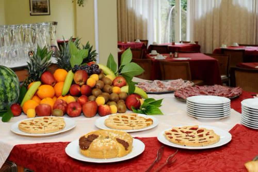 Фото Hotel Palme & Suite