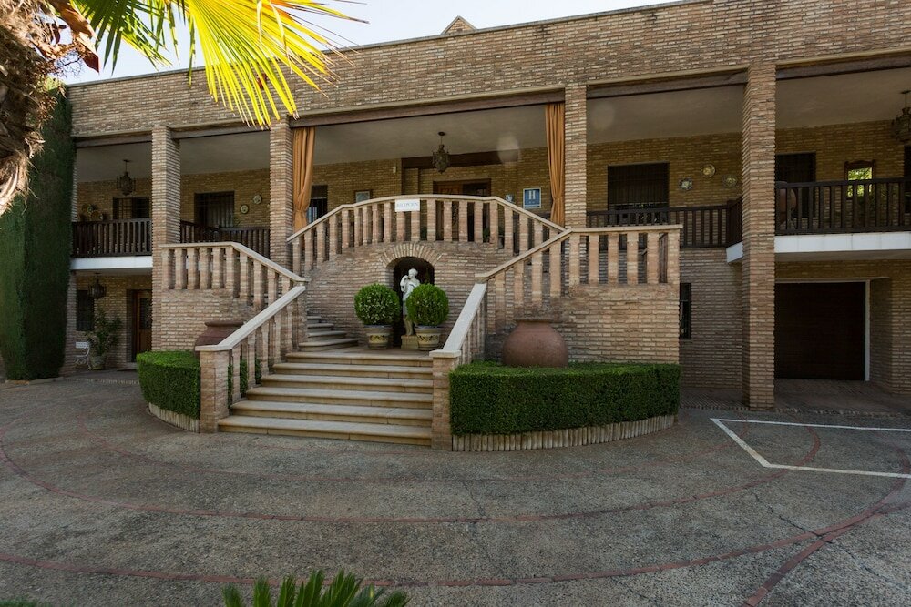 Фото Hotel Riad Arruzafa