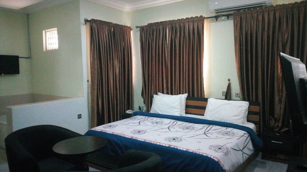 Фото отеля 4