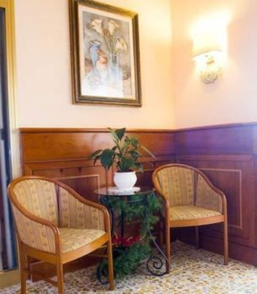 Фото Hotel Beatrice