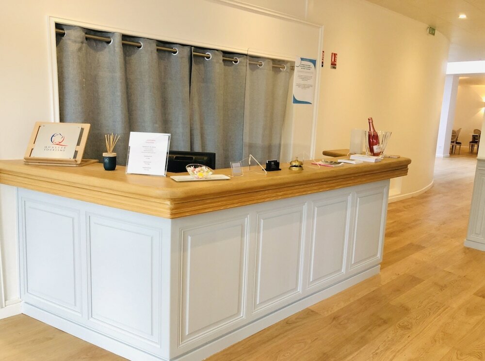 Фото Hôtel Porte Mars Reims Gare Centre