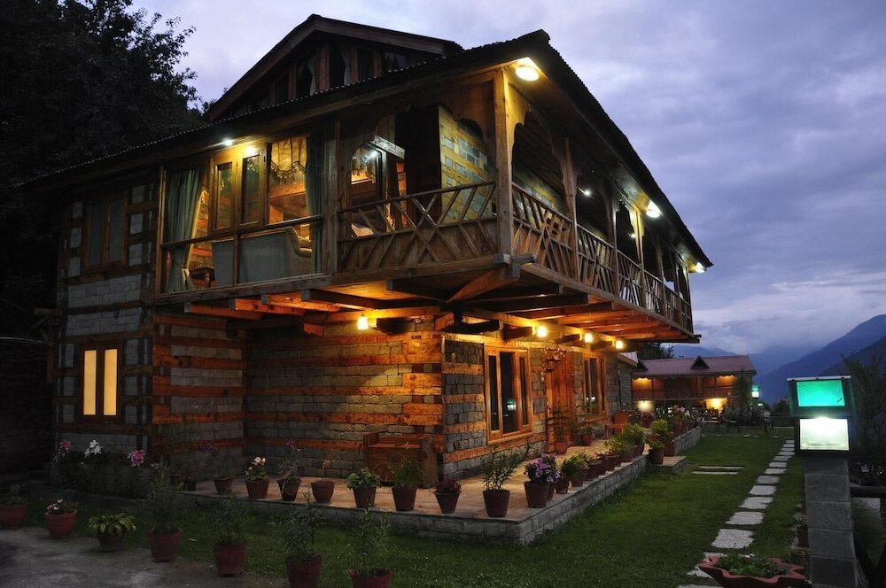 Фото отеля 2