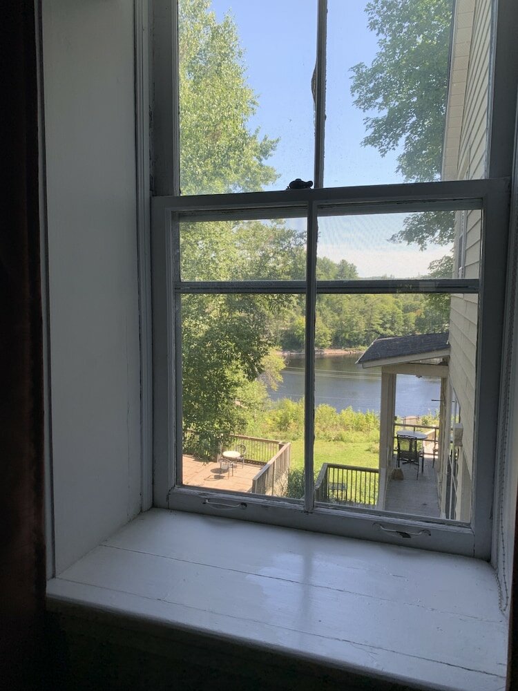 Фото Inn at the Falls