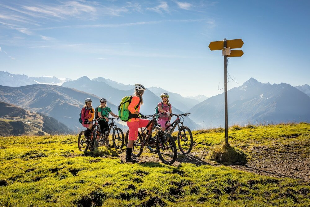 Фото Arenas Resort Victoria-Lauberhorn