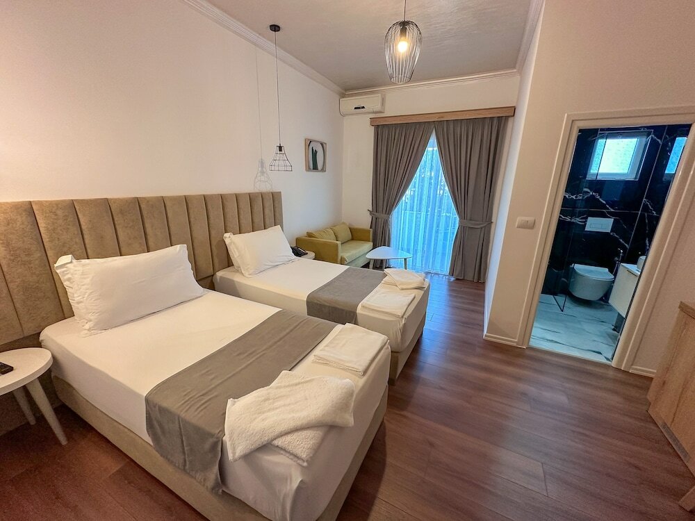 Фото Hotel Murati