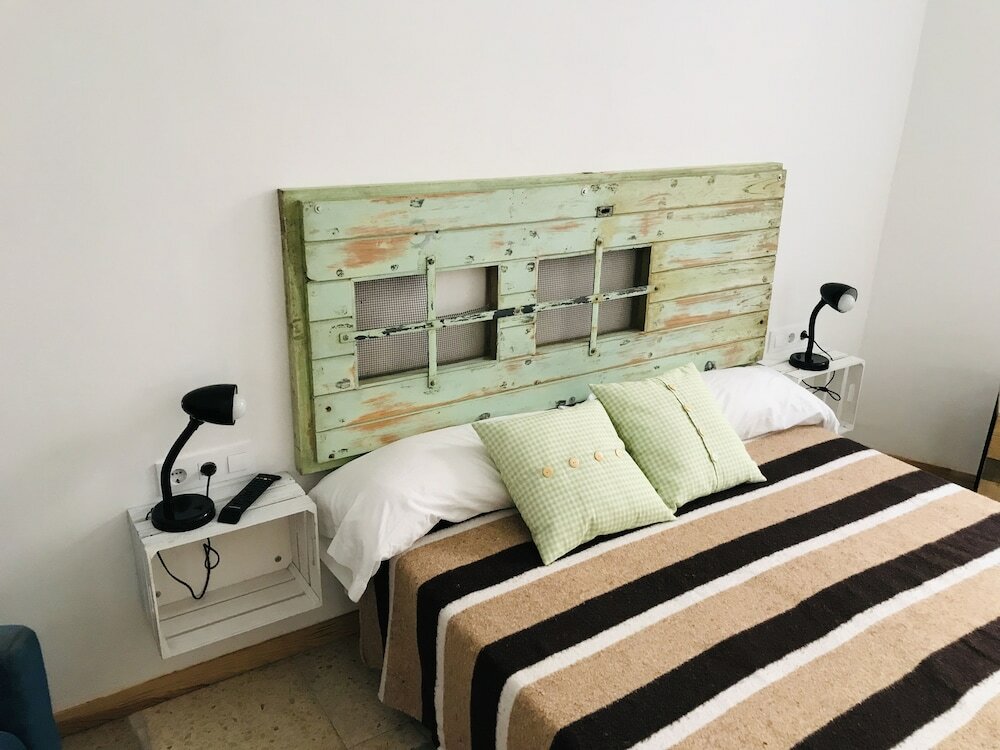 Фото Mucha Masia Hostel Rural-Urbà