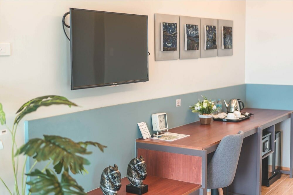 Фото Henia Hotel