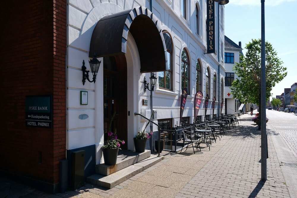 Фото Hotel Phønix Brønderslev