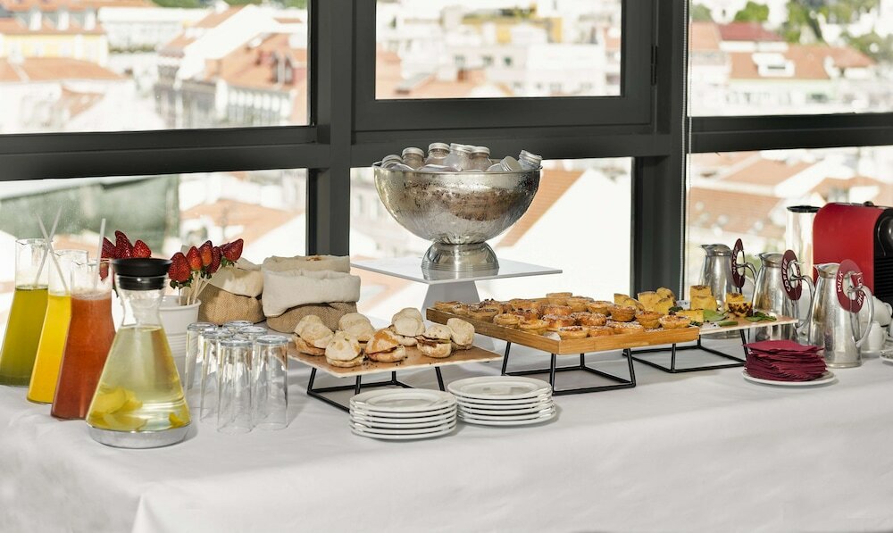 Фото Nh Collection Lisboa Liberdade