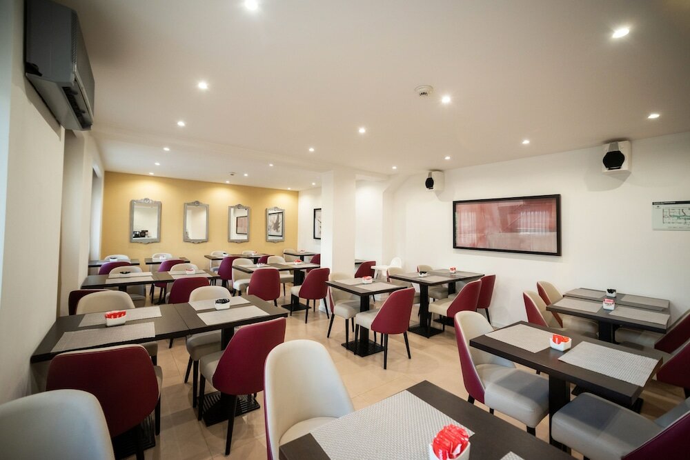 Фото Hotel Canada