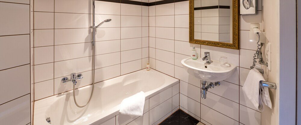 Фото Hotel Goldener Hirsch