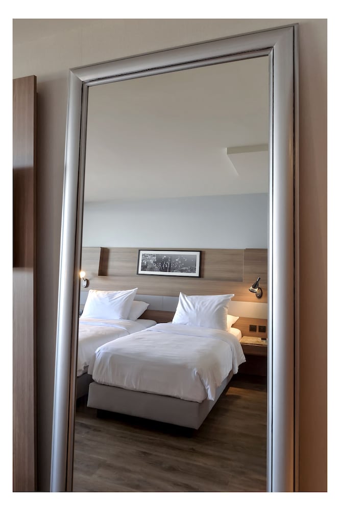 Фото Radisson Blu Hotel Nice