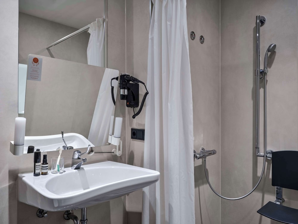 Фото Flemings Express Frankfurt