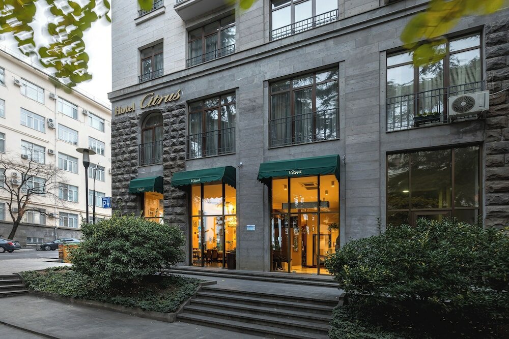 Фото отеля 1