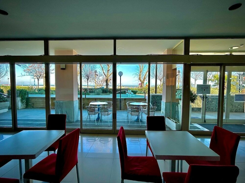 Фото Hotel Sacramora