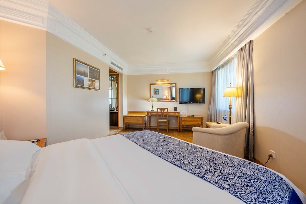 Фото Hotel Silverland