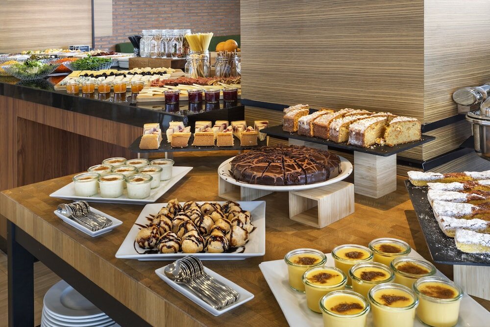 Фото Hotel Madrid Chamartin Affiliated by Melia