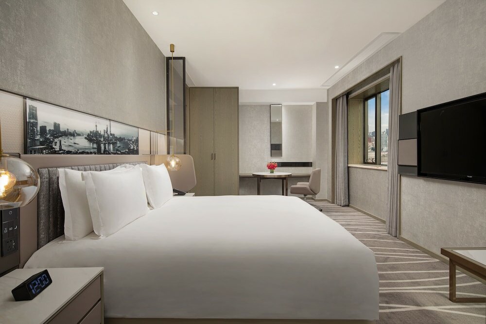 Фото Crowne Plaza Shanghai Nanjing Road