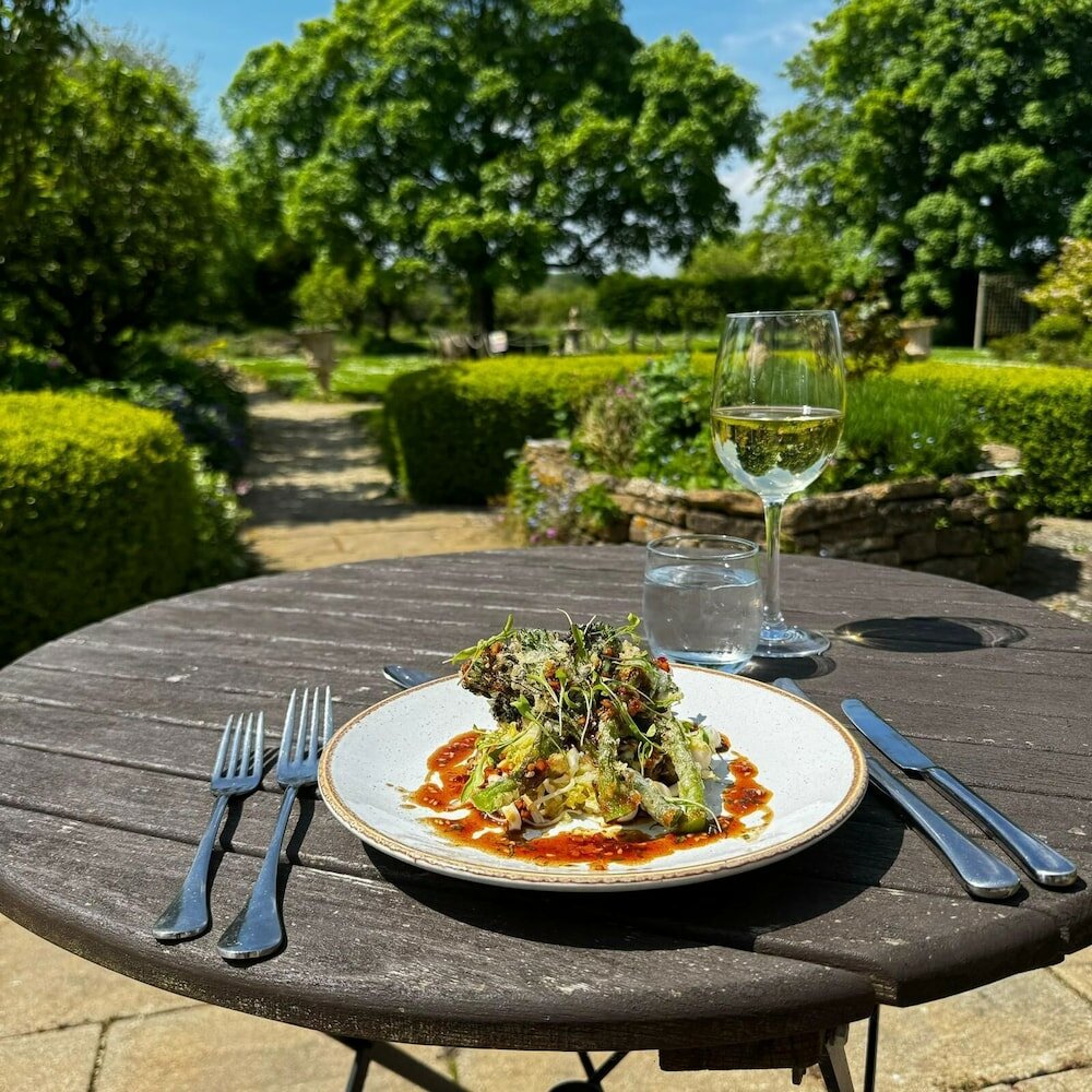 Фото Stanton Manor Hotel