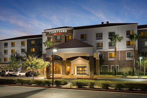 Гостиница Courtyard by Marriott Ontario Rancho Cucamonga в Онтарио