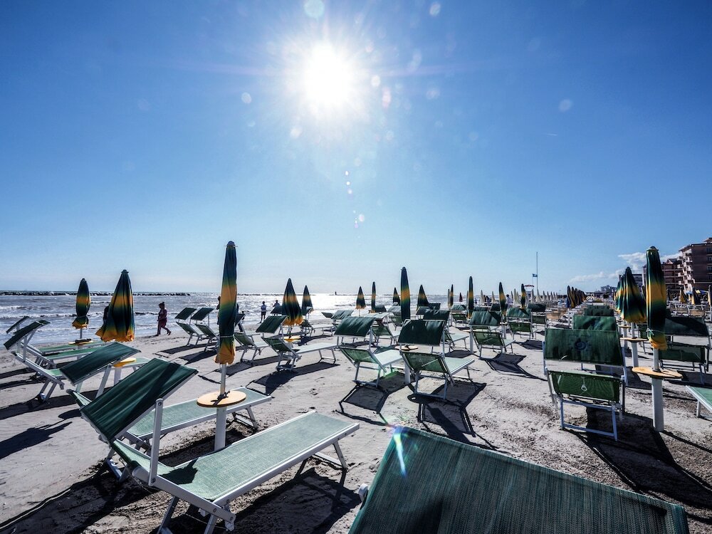 Фото Hotel Colorado Cesenatico