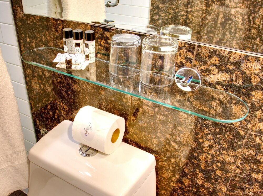 Фото The Ridge Hotel