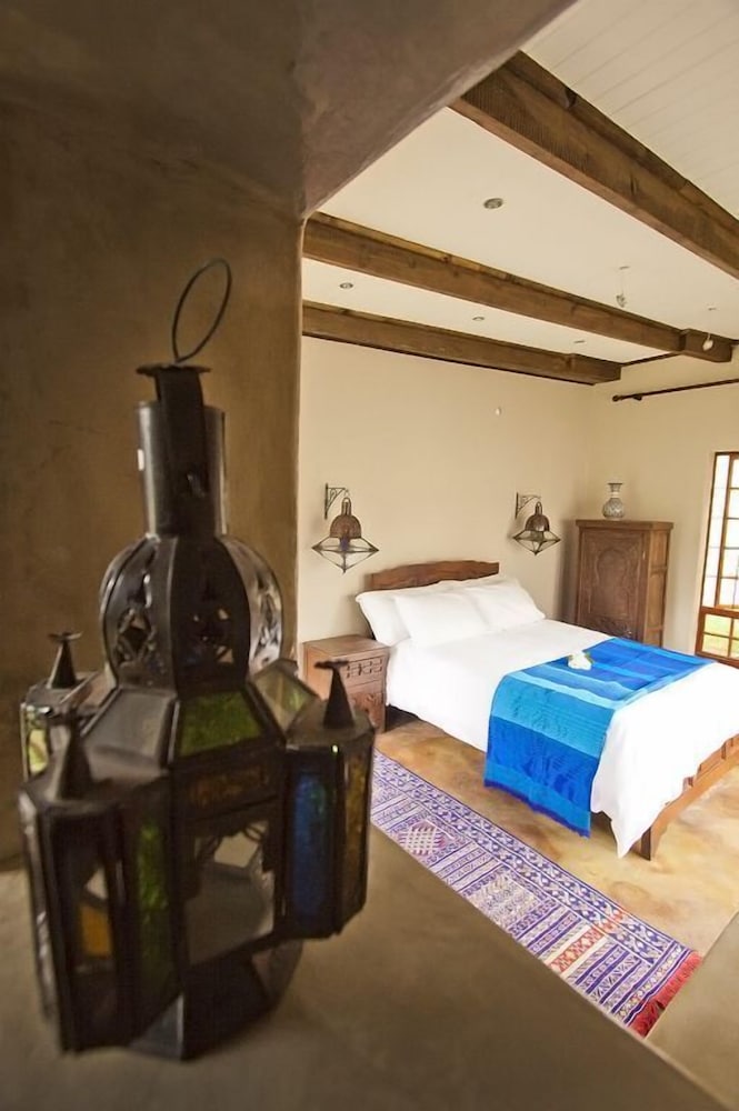 Фото The Wardrobe Guest House