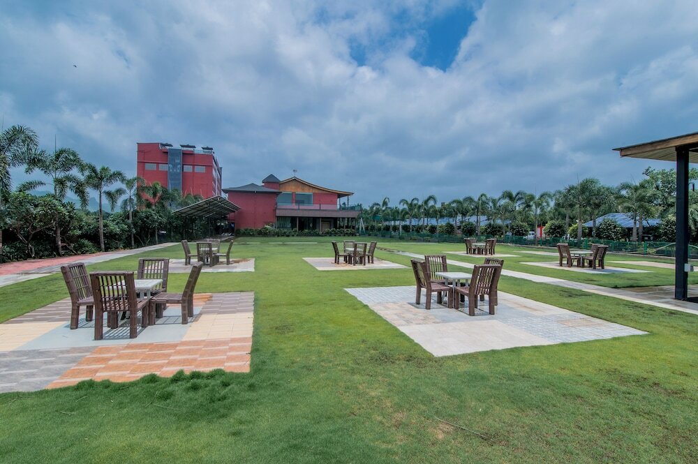 Фото Saya Grand Club & SPA Resort