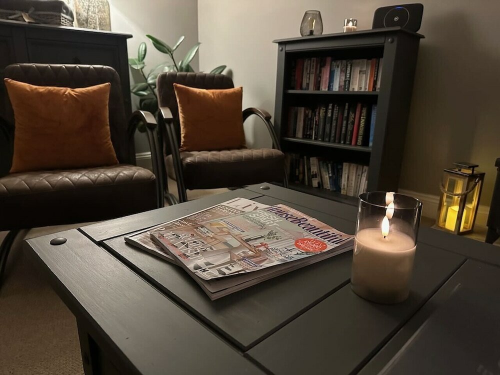 Фото Stonehenge Cottages