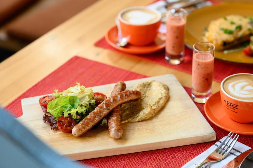 Фото Maison Bistro & Hotel